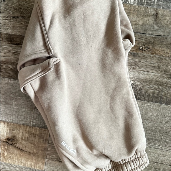Dfyne Pants - Beige Cozy Track Joggers with Subtle Logo